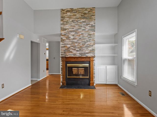 9320 CREEKVIEW DR, Laurel, MD 20708