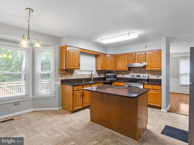 9320 CREEKVIEW DR, Laurel, MD 20708