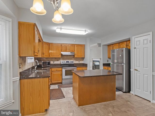 9320 CREEKVIEW DR, Laurel, MD 20708