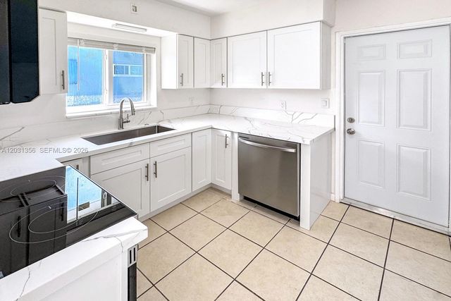231 NE 16th Ave, Pompano Beach, FL 33060