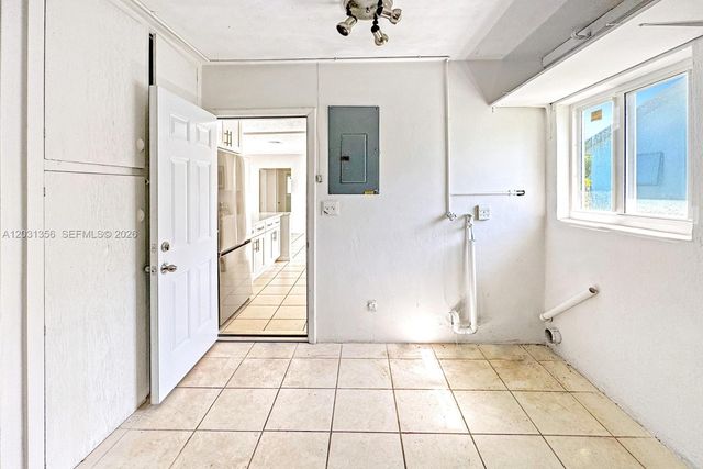 231 NE 16th Ave, Pompano Beach, FL 33060