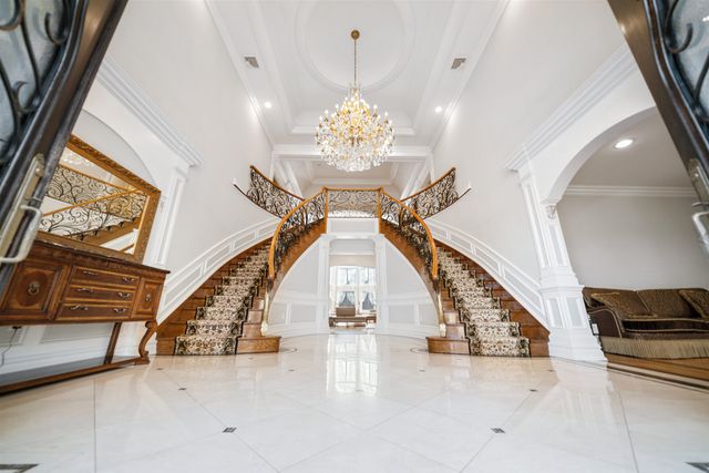 2 EUCLID RD, Fort Lee, NJ 07024
