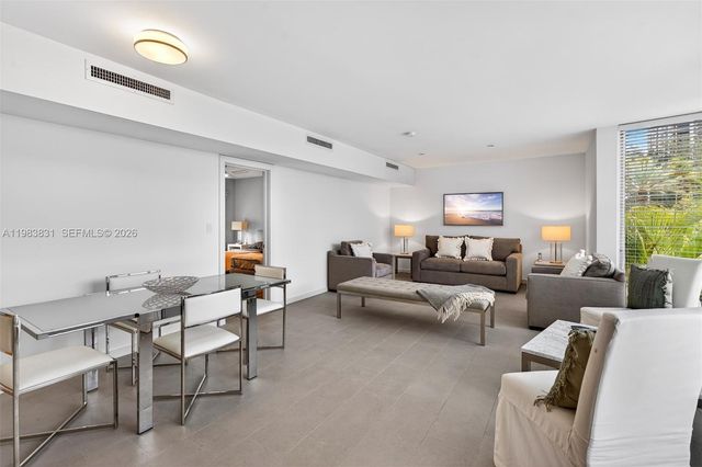 10178 Collins Ave 208, Bal Harbour, FL 33154