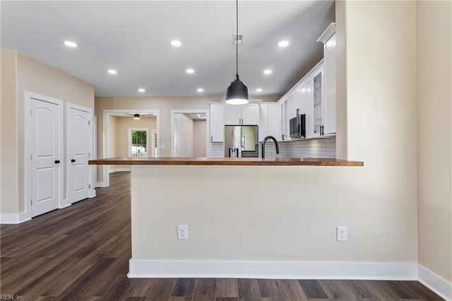 1591 Jackson RD, Suffolk, VA 23434