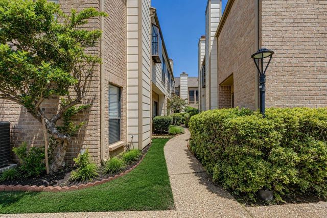 8299 Cambridge Street 901, Houston, TX 77054