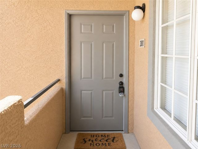 201 Mission Laguna Lane 201, Las Vegas, NV 89107