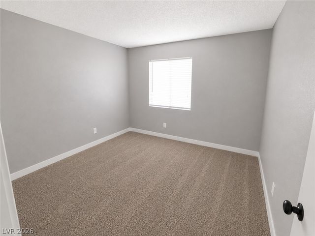 201 Mission Laguna Lane 201, Las Vegas, NV 89107