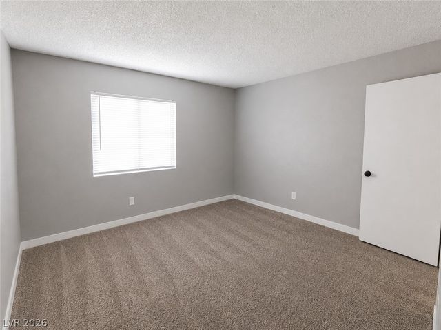 201 Mission Laguna Lane 201, Las Vegas, NV 89107