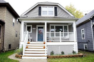 5654 W Byron Street, Chicago, IL 60634