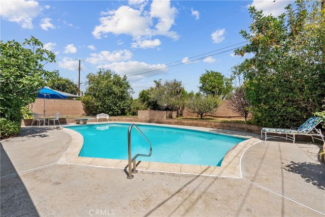 15913 Napa Street, North Hills, CA 91343