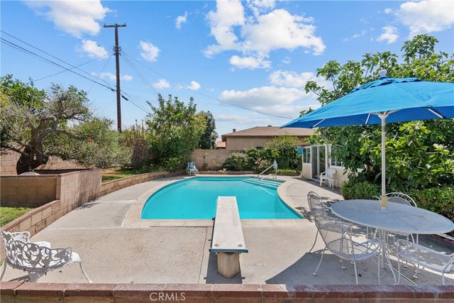 15913 Napa Street, North Hills, CA 91343