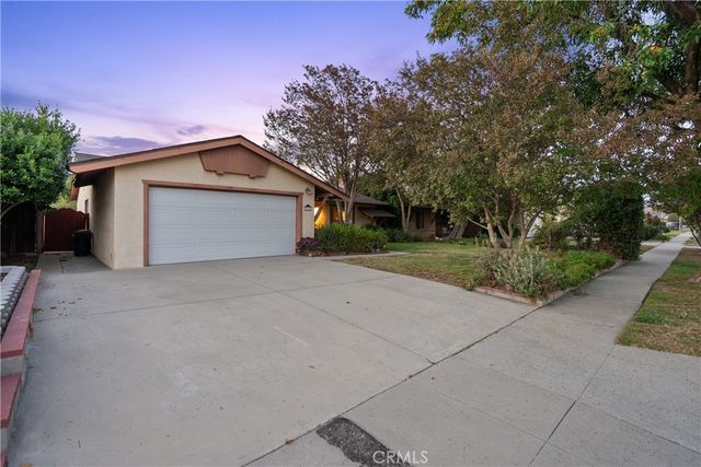 15913 Napa Street, North Hills, CA 91343