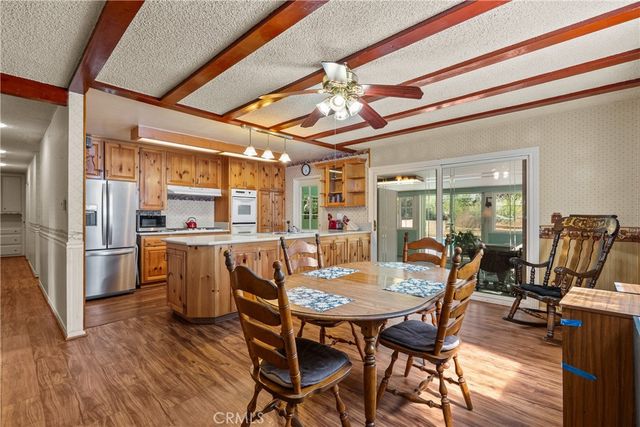 15913 Napa Street, North Hills, CA 91343