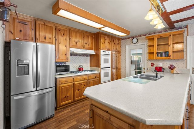 15913 Napa Street, North Hills, CA 91343