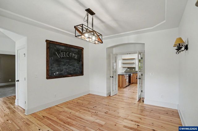764 3rd St, Lyons, OR 97358