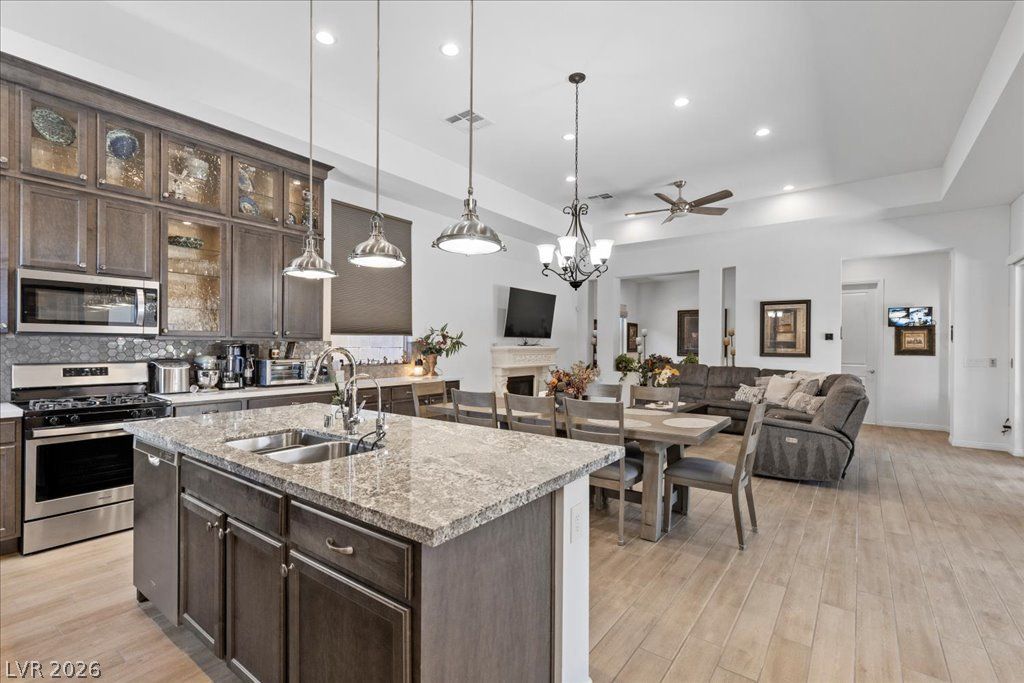 6722 Desert Crimson Street, Las Vegas, NV 89148 — photo 4