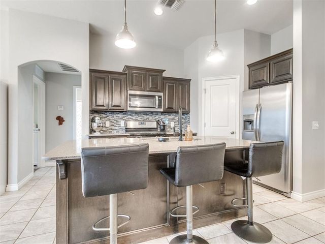 2821 NW 188th Street, Edmond, OK 73012