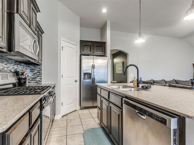 2821 NW 188th Street, Edmond, OK 73012