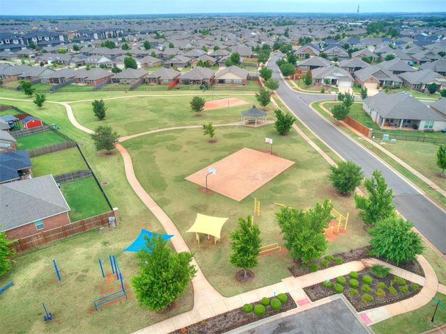 2821 NW 188th Street, Edmond, OK 73012