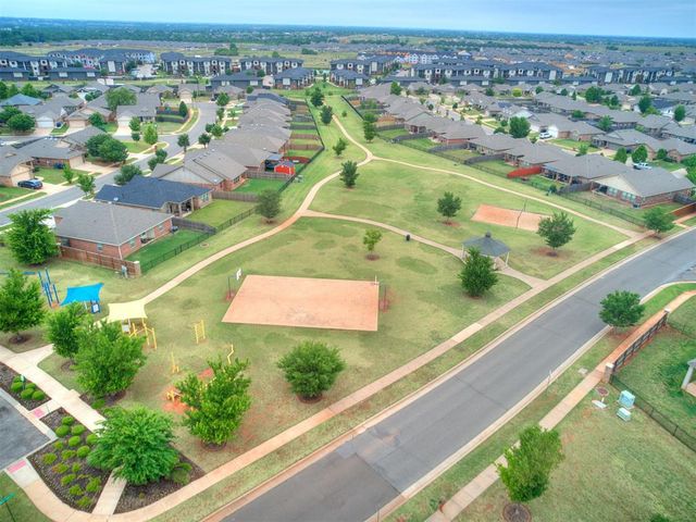 2821 NW 188th Street, Edmond, OK 73012