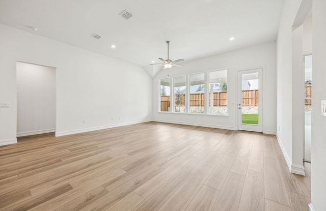 11148 Roxburgh Road, Fort Worth, TX 76052