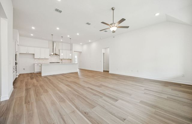 11148 Roxburgh Road, Fort Worth, TX 76052