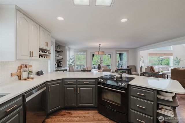 314 Centralia Alpha Road, Centralia, WA 98531