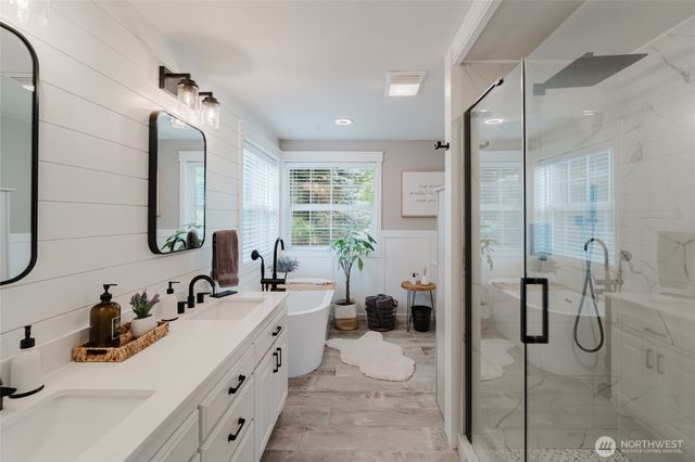 314 Centralia Alpha Road, Centralia, WA 98531