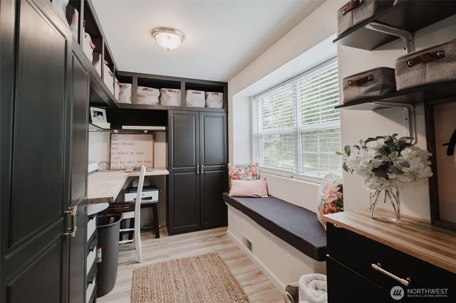 314 Centralia Alpha Road, Centralia, WA 98531