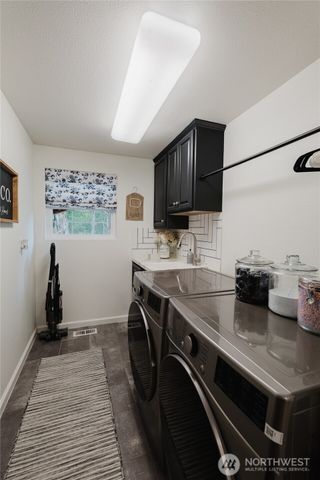 314 Centralia Alpha Road, Centralia, WA 98531