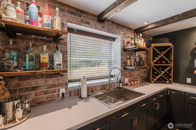 314 Centralia Alpha Road, Centralia, WA 98531