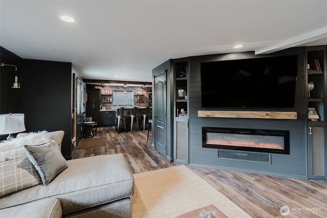 314 Centralia Alpha Road, Centralia, WA 98531