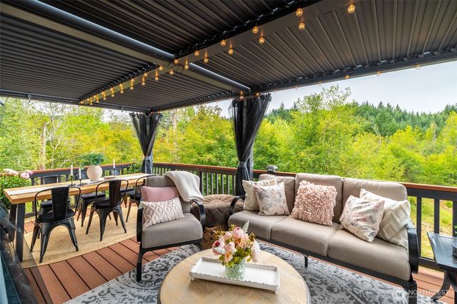 314 Centralia Alpha Road, Centralia, WA 98531