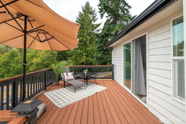 314 Centralia Alpha Road, Centralia, WA 98531