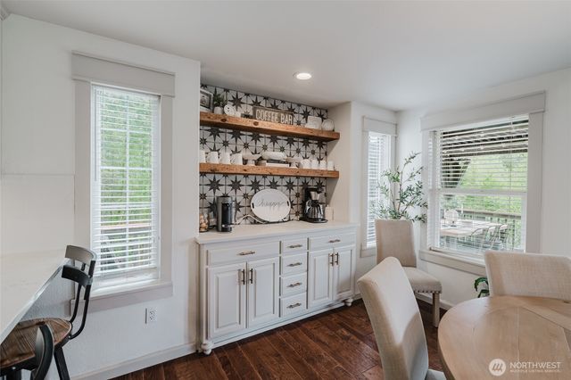 314 Centralia Alpha Road, Centralia, WA 98531