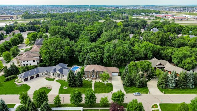461 20th Avenue E, West Fargo, ND 58078