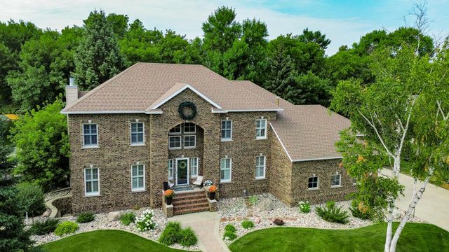 461 20th Avenue E, West Fargo, ND 58078