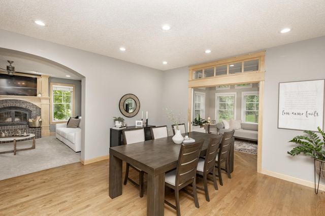 461 20th Avenue E, West Fargo, ND 58078