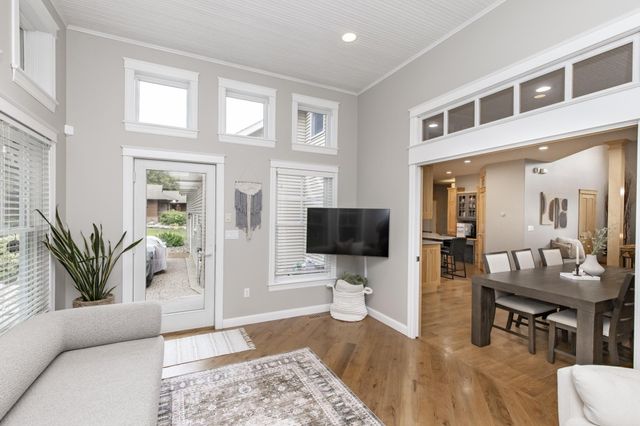 461 20th Avenue E, West Fargo, ND 58078