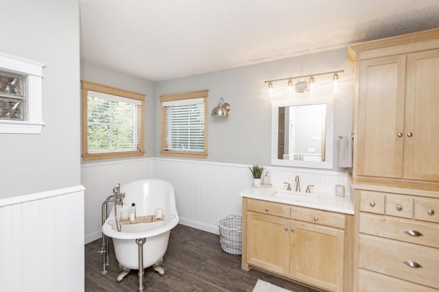 461 20th Avenue E, West Fargo, ND 58078