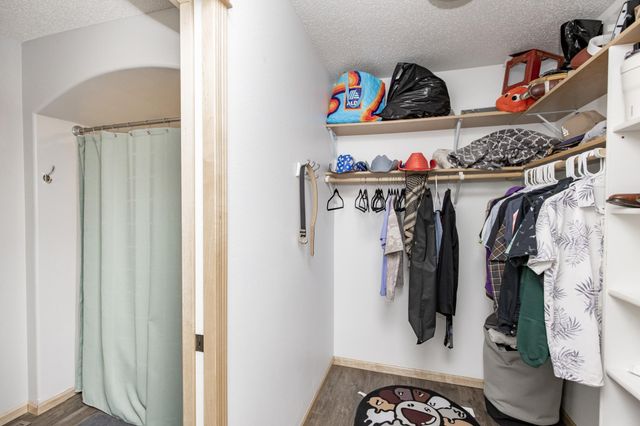 461 20th Avenue E, West Fargo, ND 58078