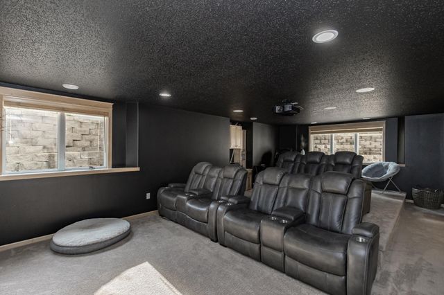 461 20th Avenue E, West Fargo, ND 58078