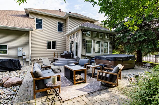 461 20th Avenue E, West Fargo, ND 58078