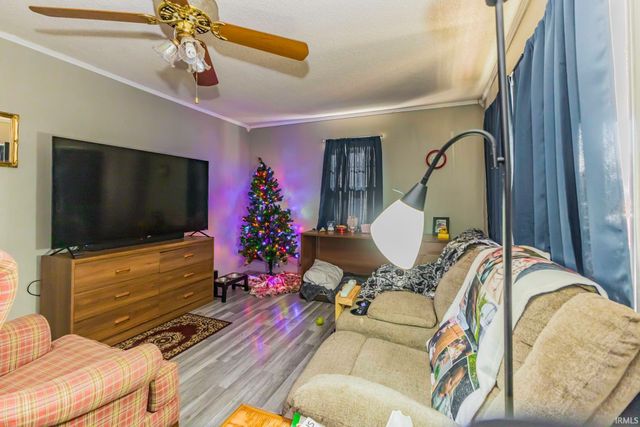 2112 S Beacon Street, Muncie, IN 47302