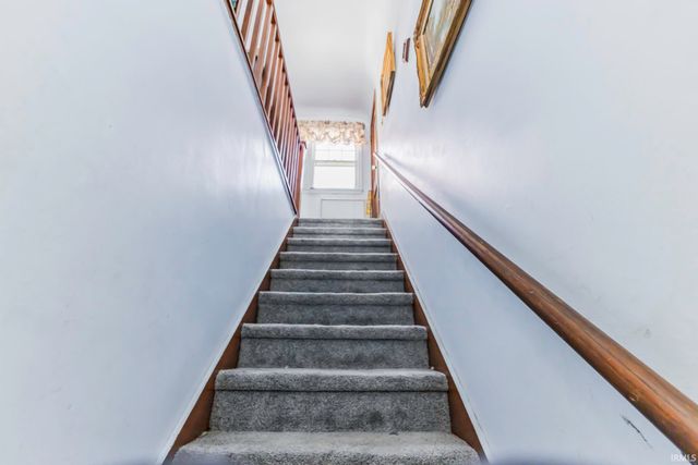 2112 S Beacon Street, Muncie, IN 47302