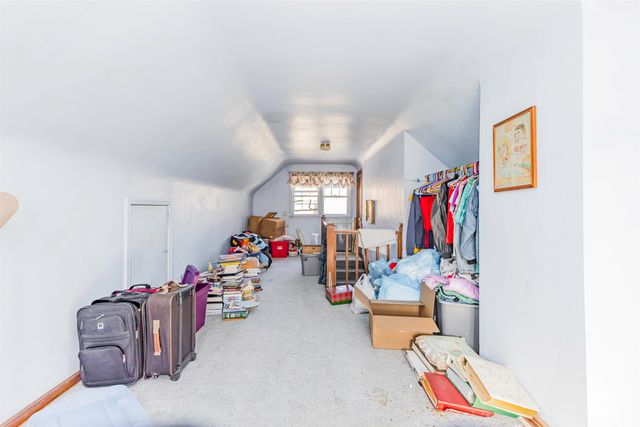 2112 S Beacon Street, Muncie, IN 47302