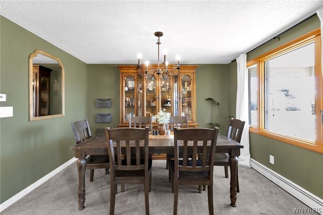 91 Sandy Lane, Cheektowaga, NY 14227