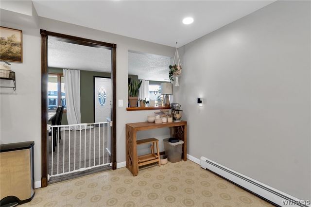 91 Sandy Lane, Cheektowaga, NY 14227