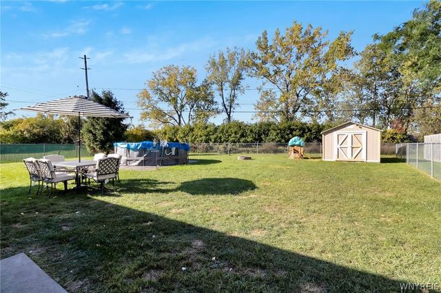 91 Sandy Lane, Cheektowaga, NY 14227