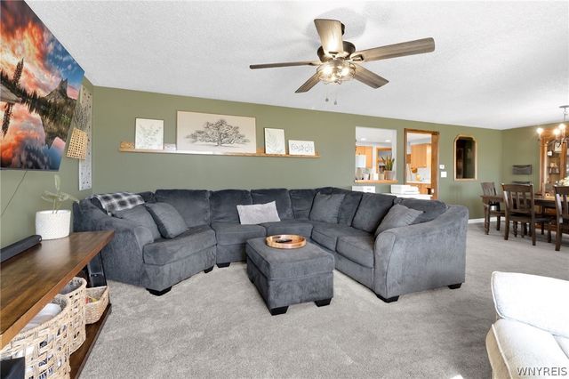 91 Sandy Lane, Cheektowaga, NY 14227